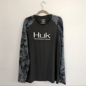 Huk Fishing Long Sleeve Gray Shirt